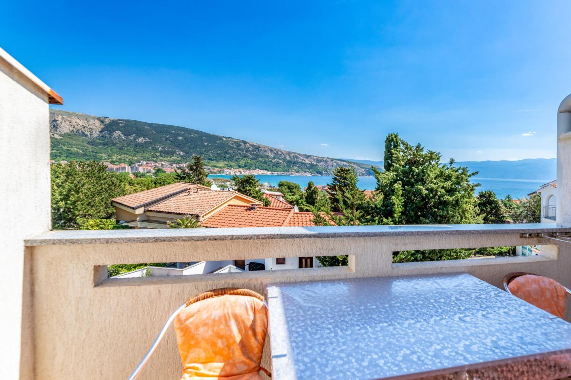 Apartament Mira Zarok